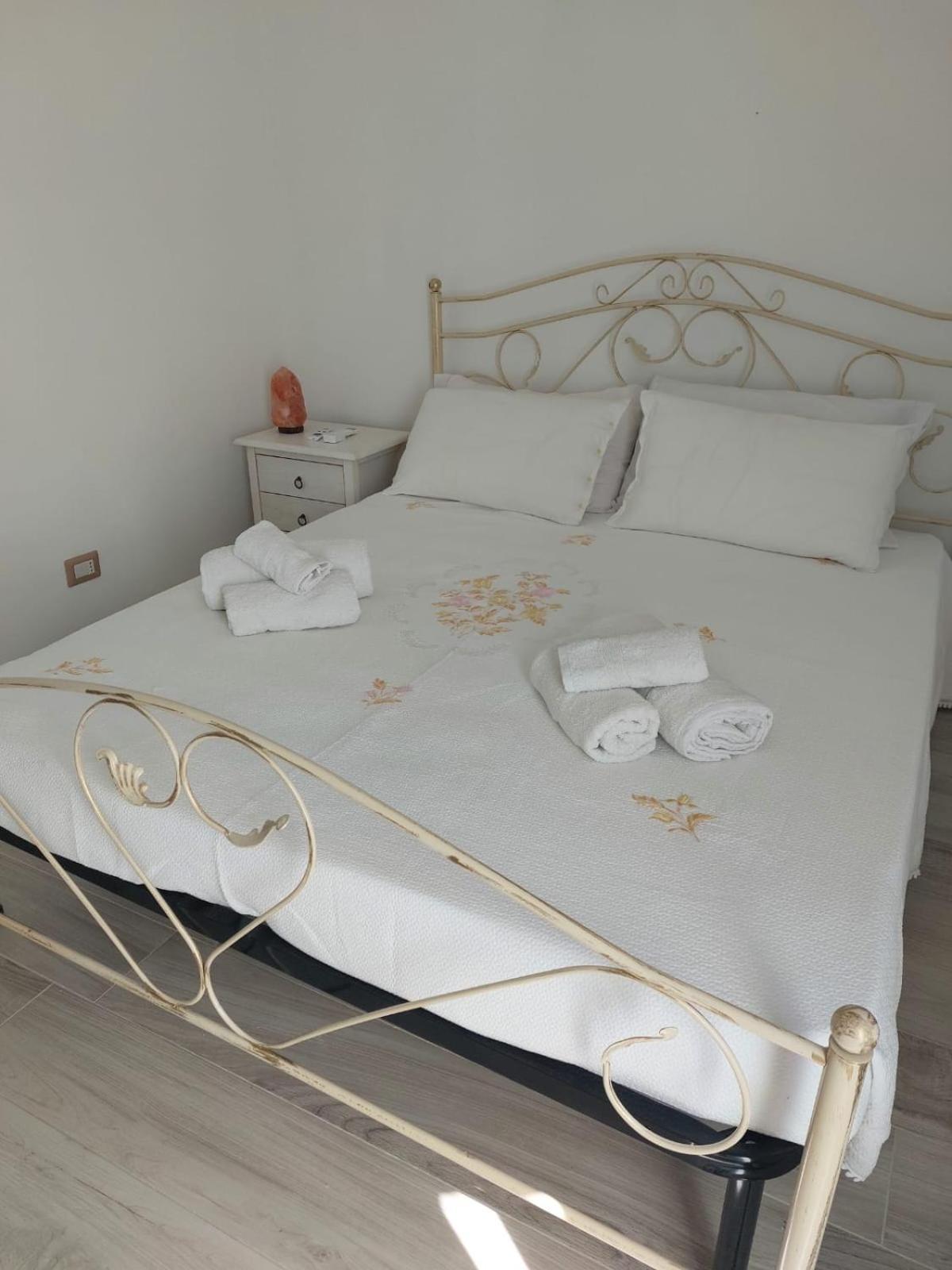 La Terrazza Di Rosalba Bed & Breakfast Monopoli Dış mekan fotoğraf